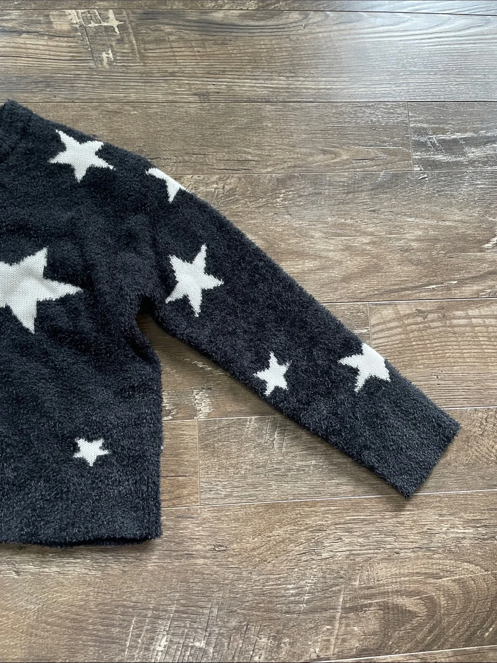 art class Black Crewneck Star-Print Sweater Size Large